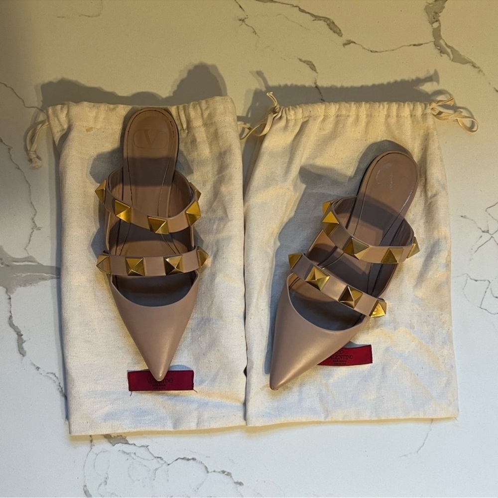 Valentino Women's Beige and Gold Studded Mules